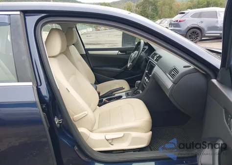 2013 Volkswagen Passat 3.6L V6 Sel Premium из США, поврежденный, VIN 1VWCM7A35DC082327